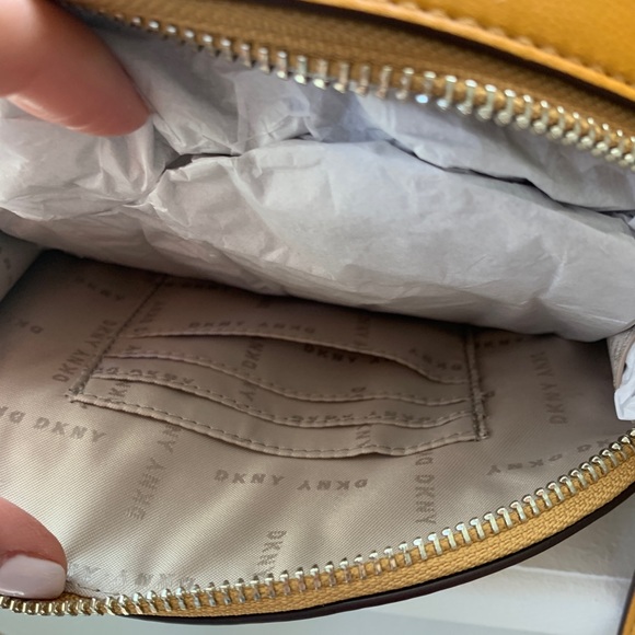 DKNY Dandelion bag - Picture 4 of 8